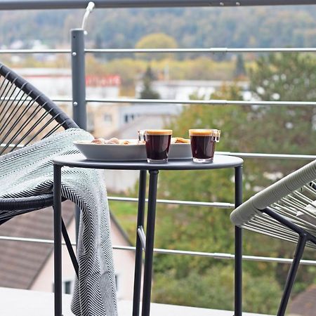 Blackncozy - Design Appartement Mit Boxspringbett Und Balkon Lörrach Екстериор снимка