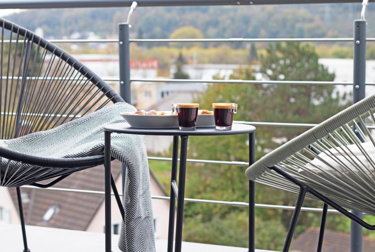 Blackncozy - Design Appartement Mit Boxspringbett Und Balkon Lörrach Екстериор снимка